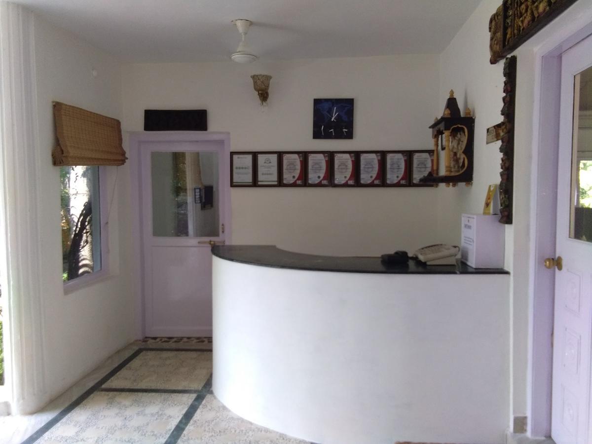 Tiger'S Den Resort Bandhavgarh National Park Buitenkant foto